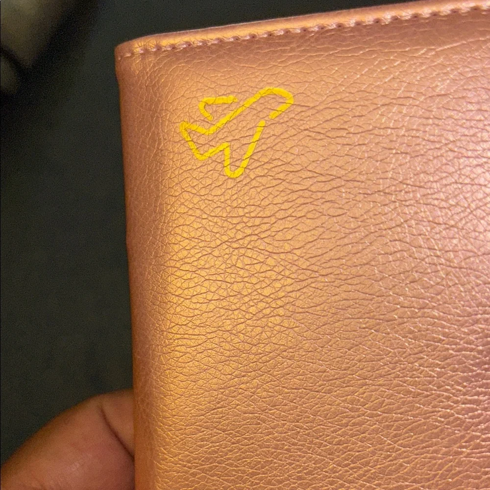NWT Rose Pink Travel Passport Holder W/Rfid - Picture 7 of 10